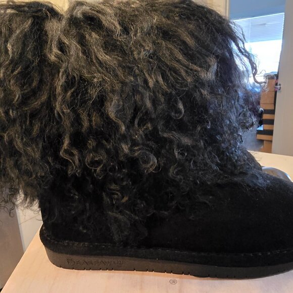 BEARPAW BOO Women's Ankle Furry Boots US 6 Black Suede Curly Lamb Sheepskin - Picture 6 of 16
